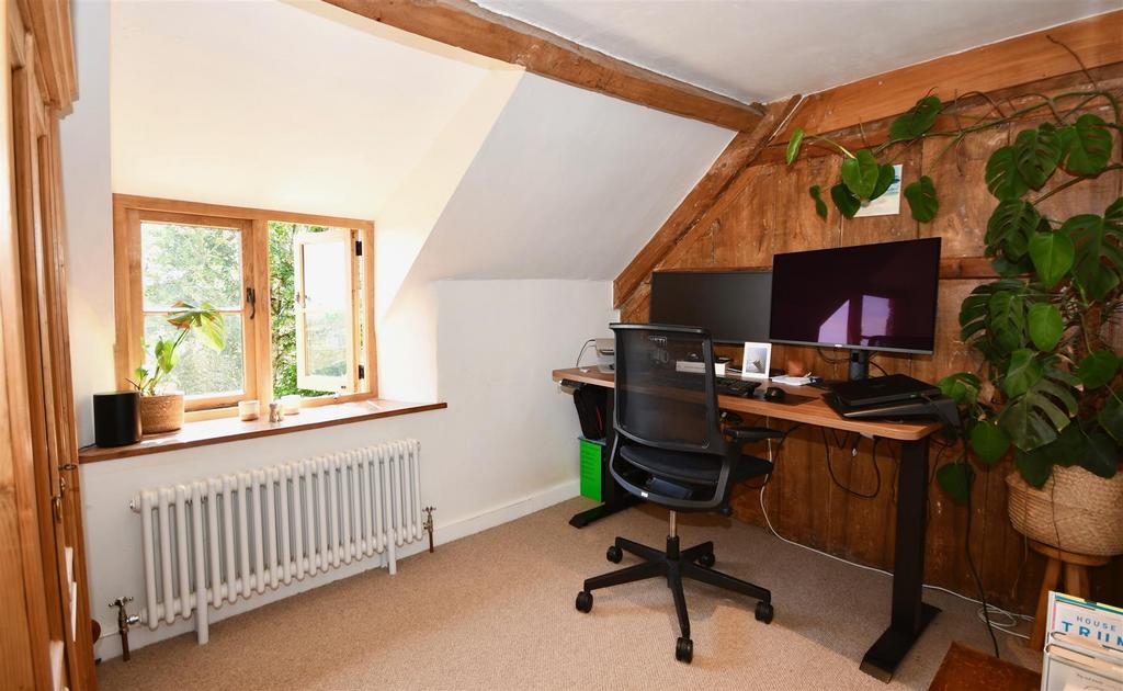 Bedroom/office