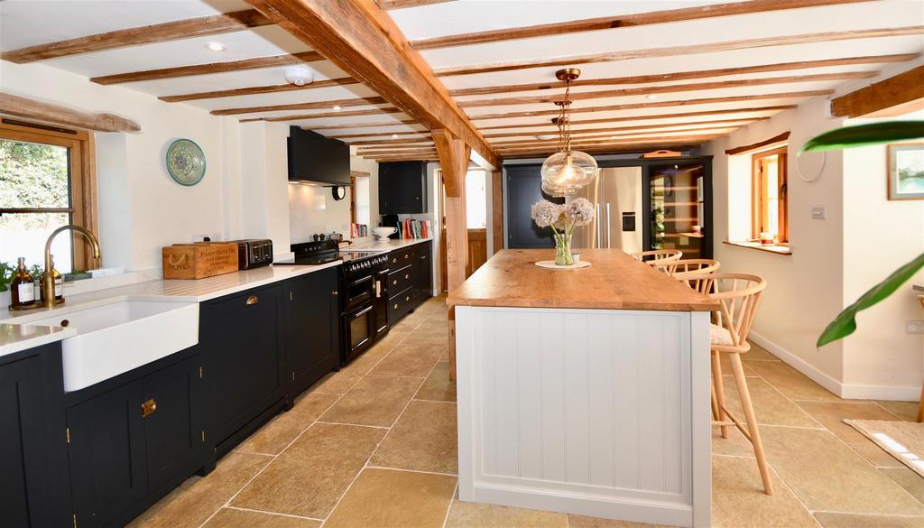 Refitted kitchen/dining room