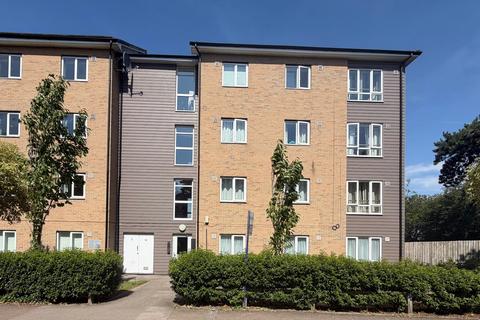 2 bedroom flat to rent, Bunkers Crescent, Bletchley, MK3