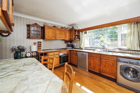 2 bedroom bungalow for sale, Thoresby Road, Bramcote Hills, Nottingham, NG9