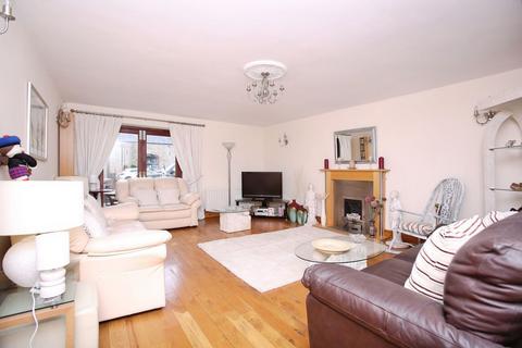 4 bedroom detached house for sale, High Street, Rotherham S61