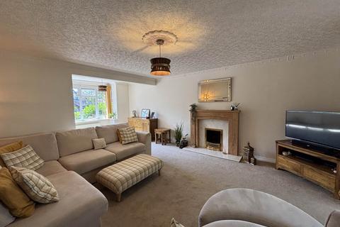 4 bedroom detached house for sale, 35 Ridgewood Avenue, Oldham