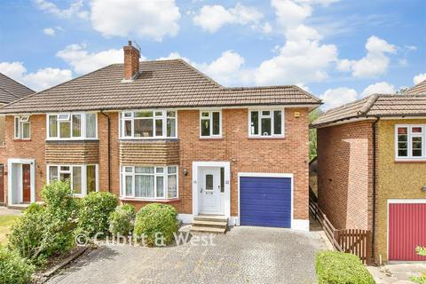Kingscroft Road, Leatherhead KT22