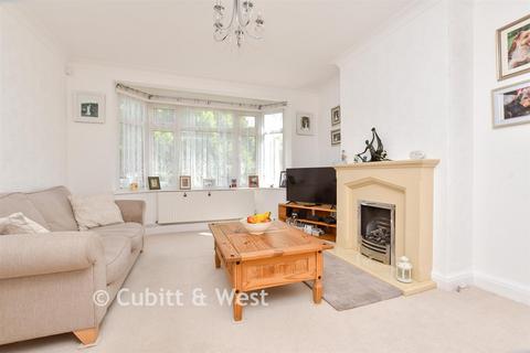 Kingscroft Road, Leatherhead KT22