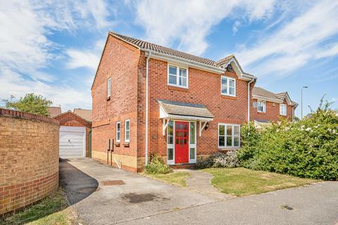 4 bedroom detached house for sale, Kestrel Way, Bicester, OX26
