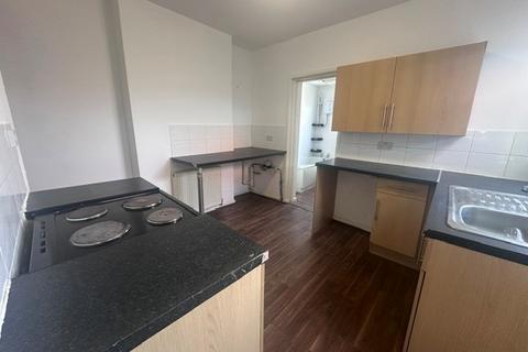 2 bedroom property to rent, Stourbridge Road, Kidderminster, DY10