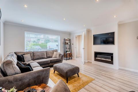3 bedroom detached house for sale, Westend Court, Law, Carluke
