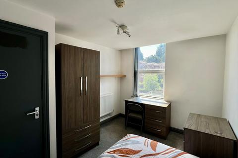 Heeley Road, Birmingham B29
