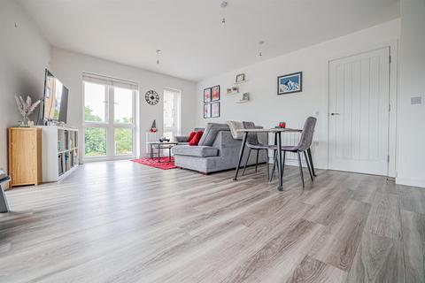 2 bedroom apartment for sale, Frogmore Road, Hemel Hempstead, HP3