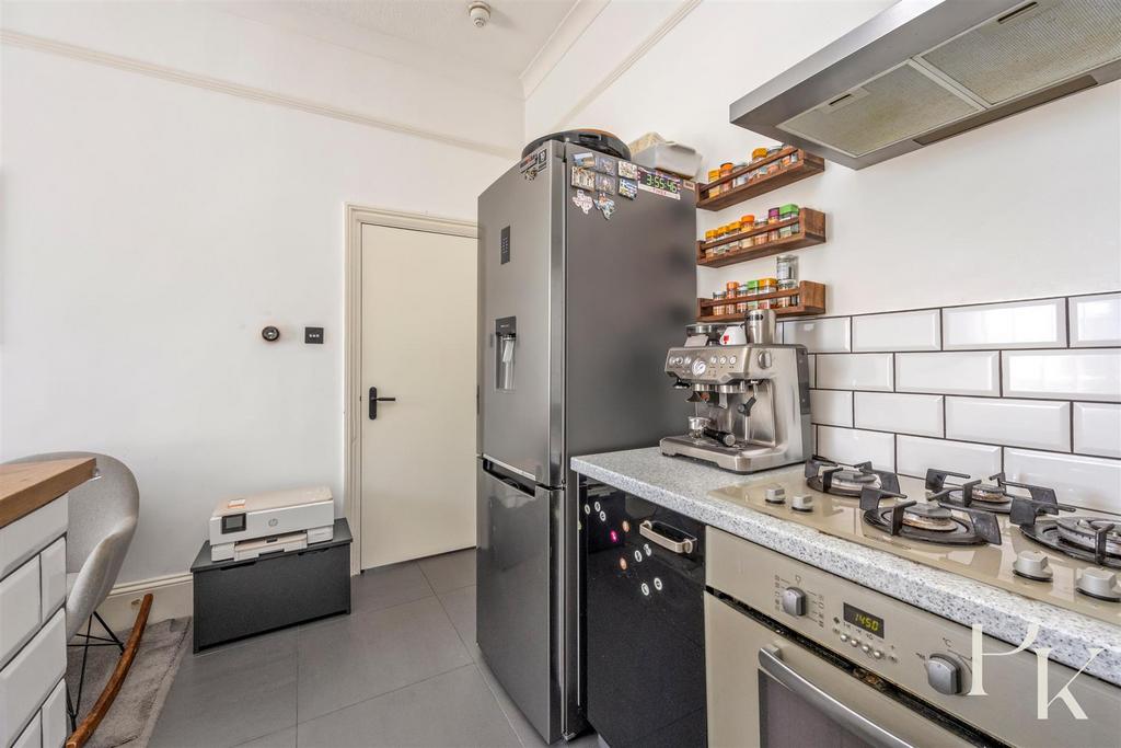 Apartment in Brighton, West Hill, Brunswick - View 5