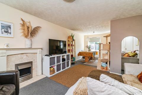 3 bedroom semi-detached house for sale, Franklin Close, Arnold, Nottinghamshire, NG5