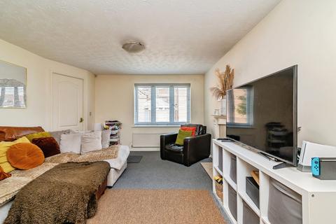 3 bedroom semi-detached house for sale, Franklin Close, Arnold, Nottinghamshire, NG5