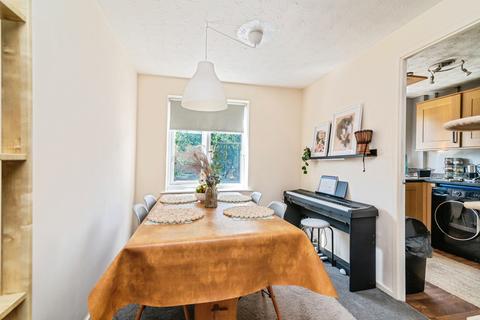 3 bedroom semi-detached house for sale, Franklin Close, Arnold, Nottinghamshire, NG5