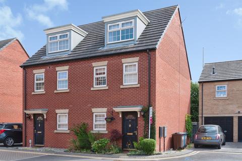 3 bedroom townhouse for sale, Boothferry Park Halt, Hull