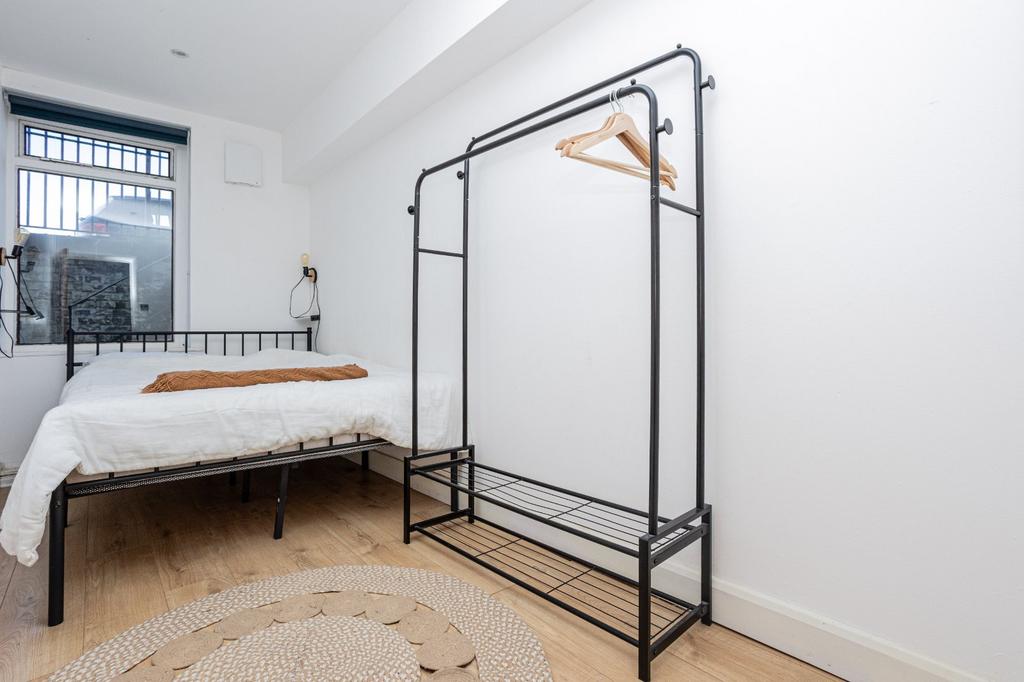 Apartment in Thanet, Cliftonville West, Cliftonville - More