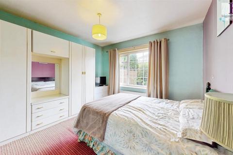 3 bedroom semi-detached house for sale, Fairway, Bradford
