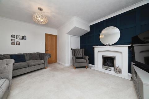 3 bedroom semi-detached house for sale, Elderberry Drive, Hull