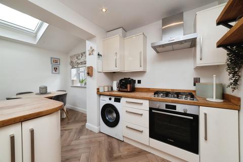 3 bedroom semi-detached house for sale, Elderberry Drive, Hull
