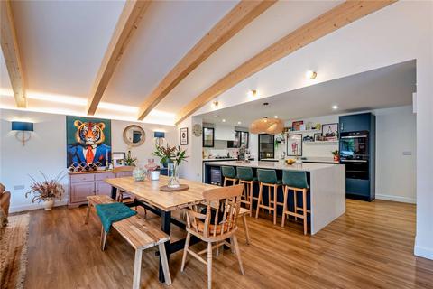 5 bedroom detached house for sale, Kendrick Road, Newbury, Berkshire, RG14