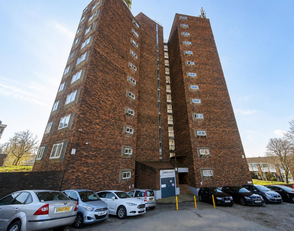 73 Falmouth Road, Leicester LE5 4WN - View 3