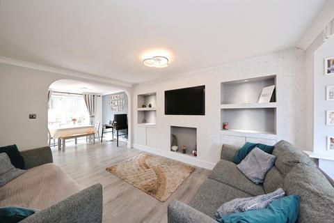 3 bedroom detached house for sale, Farndon Grove, Gateford, Worksop
