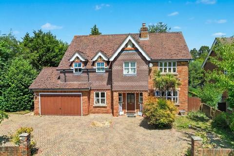 5 bedroom detached house for sale, Orchard End, Weybridge, KT13
