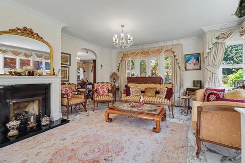 5 bedroom detached house for sale, Orchard End, Weybridge, KT13
