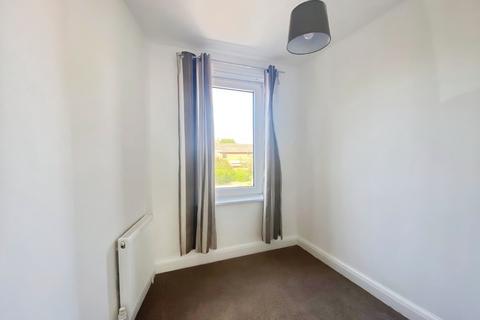 3 bedroom flat to rent, South Shields, Tyne and Wear, NE33