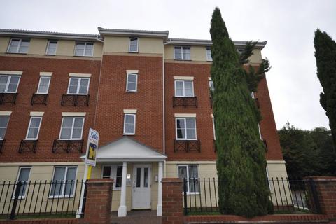 2 bedroom flat to rent, Elbow Street, Cradley Heath