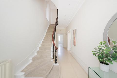 6 bedroom semi-detached house for sale, Belsize Avenue, London NW3