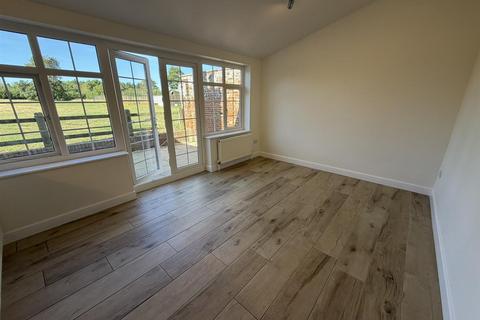 2 bedroom semi-detached house to rent, Campsea Ashe