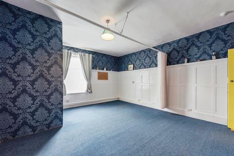 Property for sale, High Street, Caythorpe, Grantham