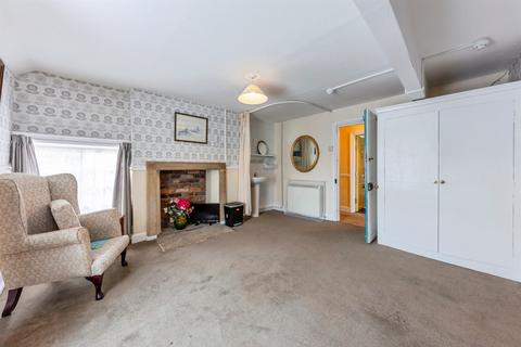 Property for sale, High Street, Caythorpe, Grantham