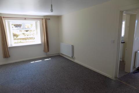 3 bedroom semi-detached house to rent, Gwynedd Avenue, Townhill SA1