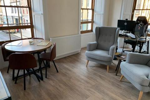 2 bedroom flat to rent, Watergate, Perth