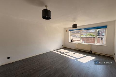 3 bedroom maisonette to rent, Beech Tree Close, Stanmore, HA7