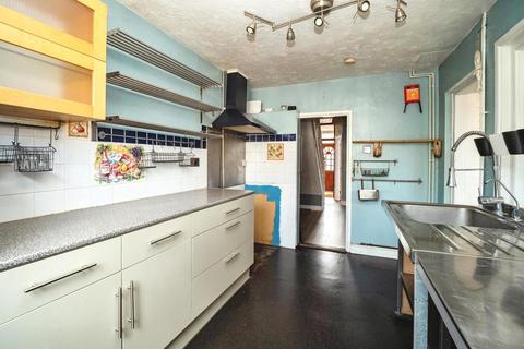 3 bedroom terraced house for sale, Southview Road, Weymouth, Dorset, DT4