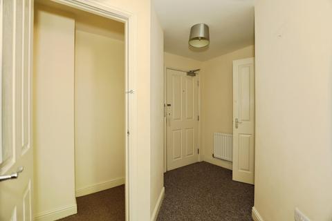 2 bedroom flat for sale, Blount Close, Crewe, Cheshire, CW1