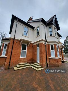 Studio to rent, Redwood Drive, Epsom, KT19