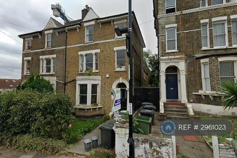 2 bedroom flat to rent, Vesta Road, London, SE4
