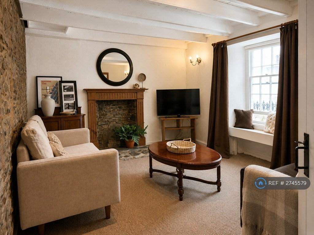 Living room, fireplace