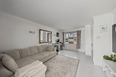 4 bedroom detached house for sale, Cotswold Way, Worcester Park KT4