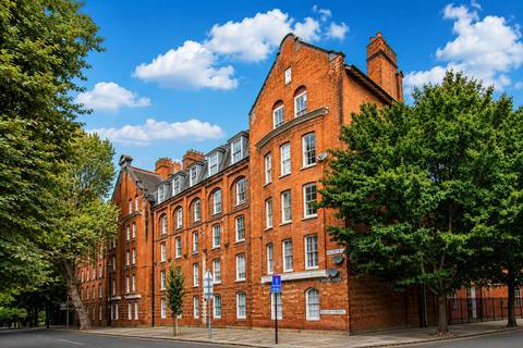 Palissy Street, Shoreditch, E2