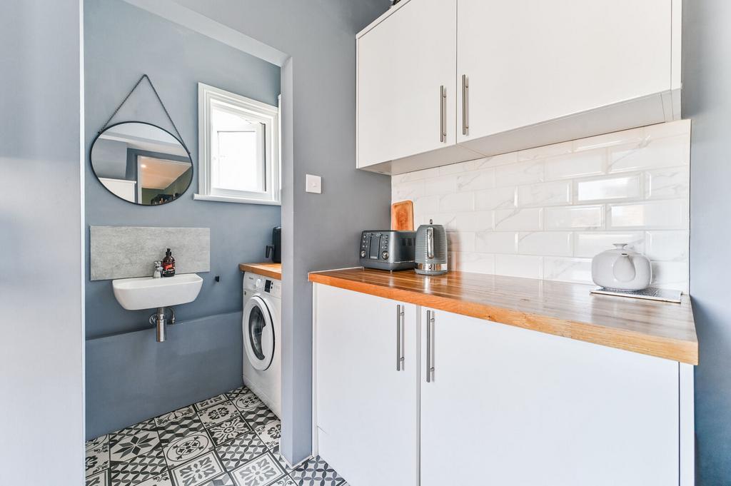 Utility room, utility