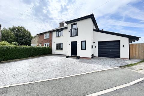 4 bedroom semi-detached house for sale, Heath Avenue, Bury BL0