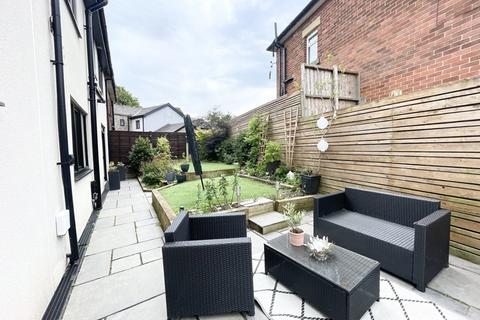 4 bedroom semi-detached house for sale, Heath Avenue, Bury BL0