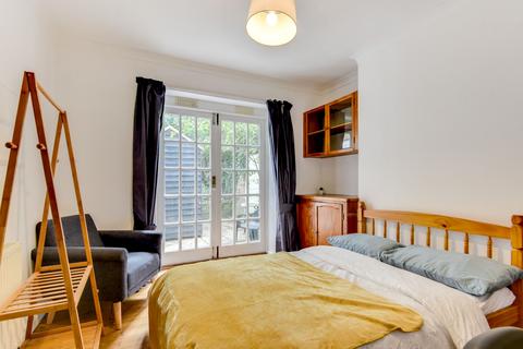 1 bedroom in a house share to rent, Brighton BN2