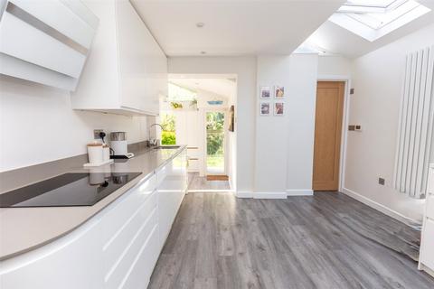 4 bedroom end of terrace house for sale, Rosery Close, Westbury On Trym, Bristol, BS9