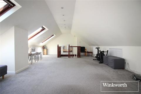 3 bedroom terraced house to rent, Barnet Lane, Elstree, Borehamwood, Hertfordshire, WD6