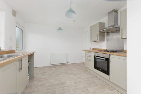 3 bedroom terraced house to rent, Graystale Road, Stirling FK7